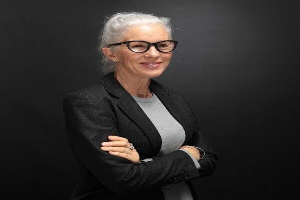 Sally Arnold