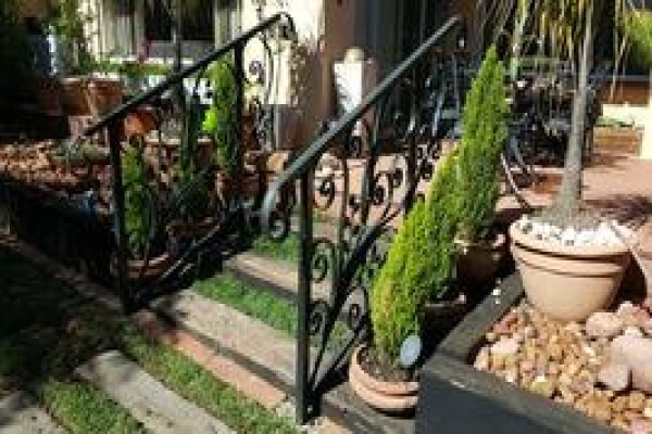 Paul'S Gates Cc