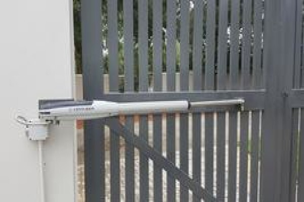Paul'S Gates Cc