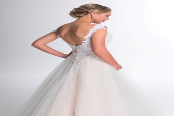 Ilse Roux Bridal