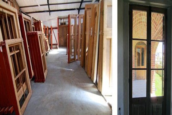 Strippers Restorers & Showroom