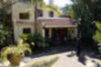 Hulala Lakeside Lodge