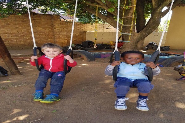 The Lollipop Tree Playgroup
