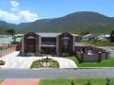 The Wooden Leg Guest House