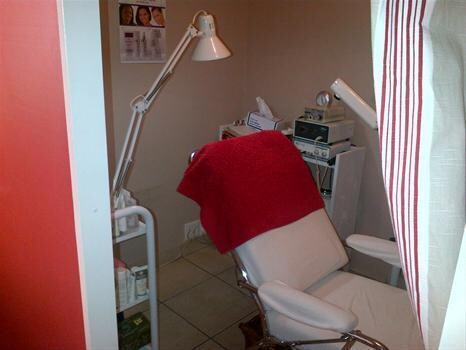 Jeunesse Beauty Salon