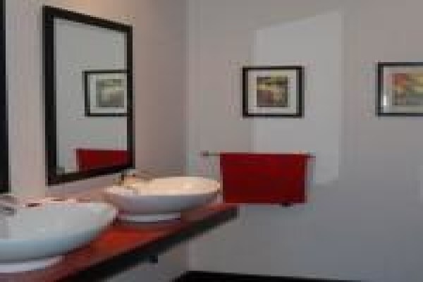 21 Kingfisher Guest House
