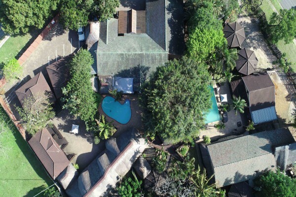 Umhambi Lodge