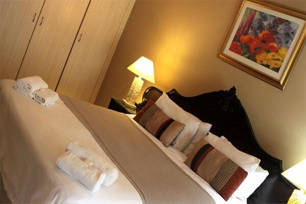 Airport Lodge Guest House