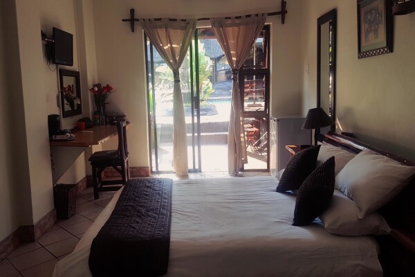 Umhambi Lodge