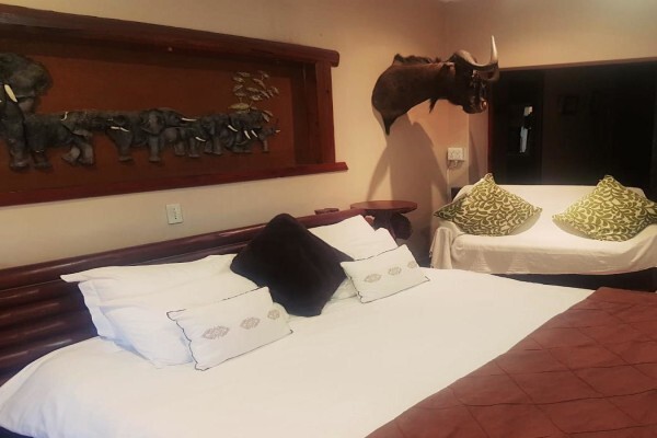 Umhambi Lodge