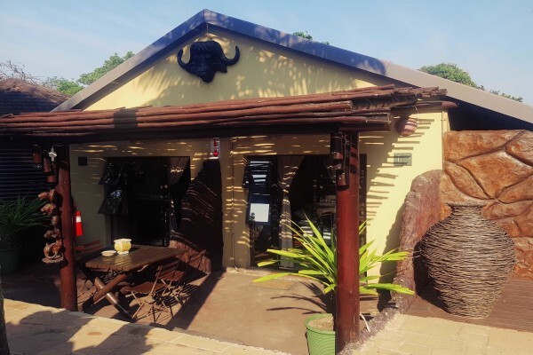 Umhambi Lodge