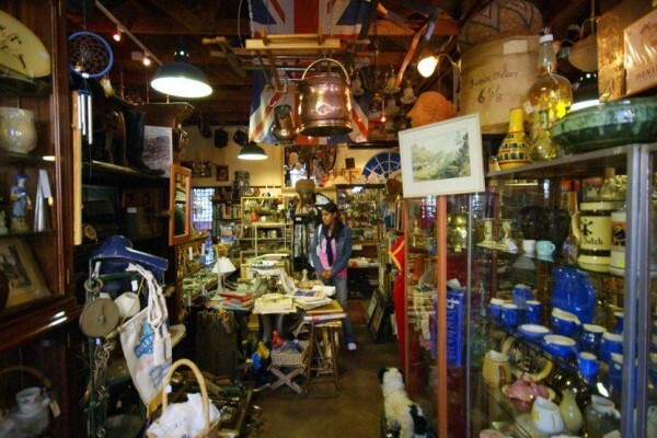 The Alphen Antiques And Collectables Market