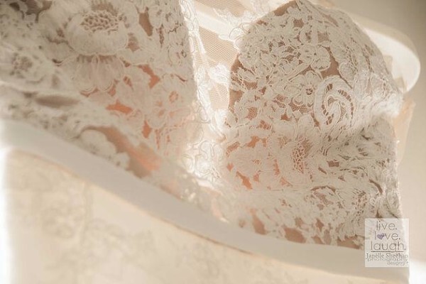 Janelle Sheehan Photography & Design