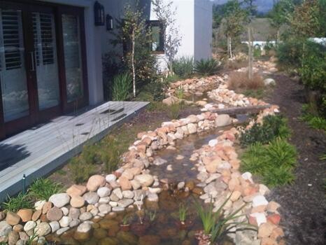 I Van Niekerk Construction