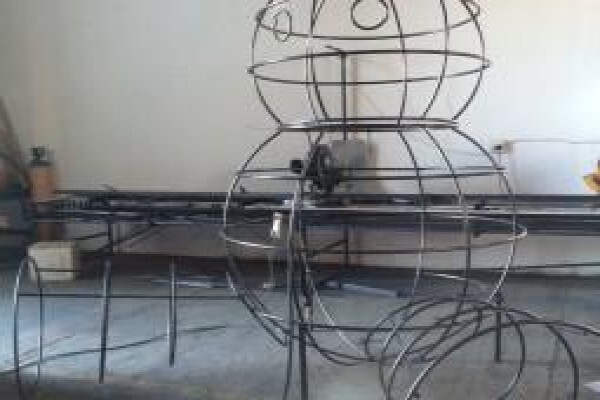 Spacecraft Set Design And Construction