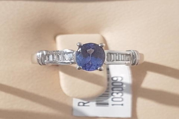 Intl Diamond Merchants