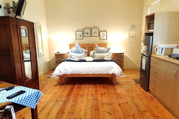 Karoorus Graaff Reinet Accommodation