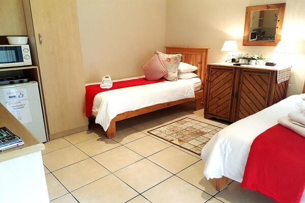 Karoorus Graaff Reinet Accommodation