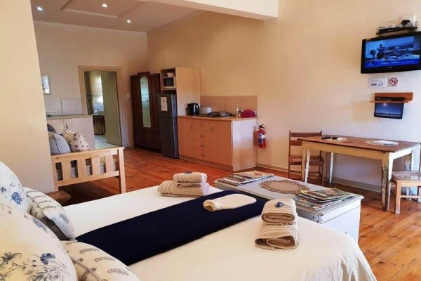 Karoorus Graaff Reinet Accommodation
