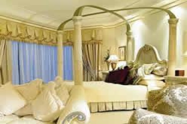 Dubai Happenings