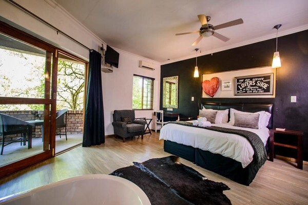 Zebrina Guesthouse & Gallery
