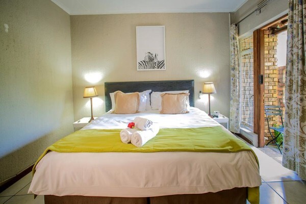 Zebrina Guesthouse & Gallery