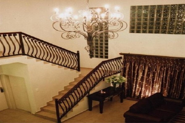 Falling Feather Inn