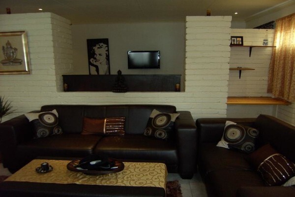 Jax Place Guest House