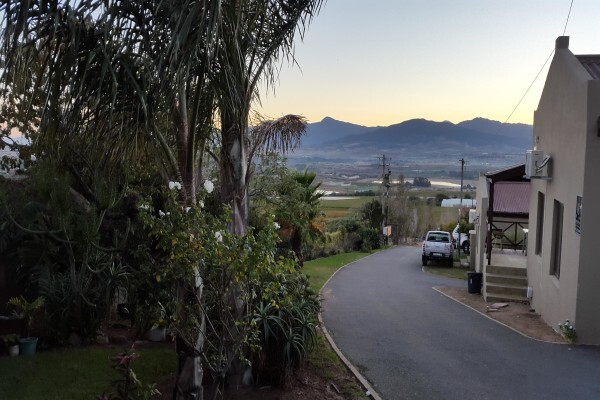 Nine Oaks Accommodation And Venue
