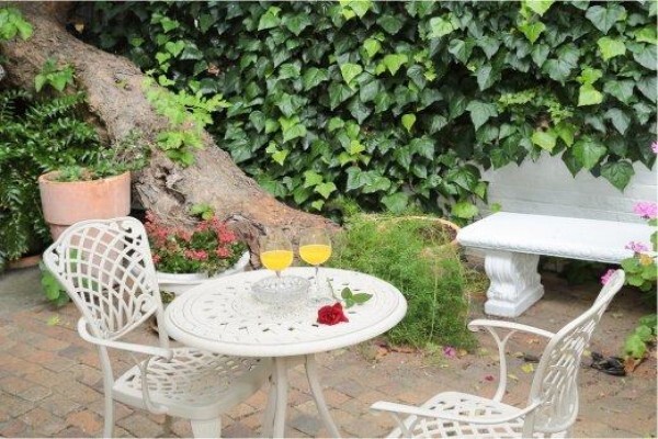 Alba House Guest House