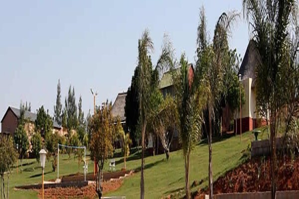 Emaweni Lodge