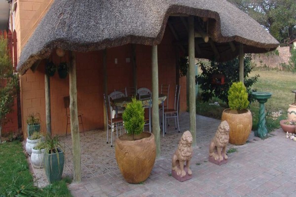 Travellers Lodge