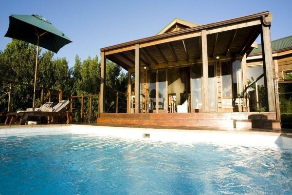 Elephant Hide Of Knysna Guest Lodge