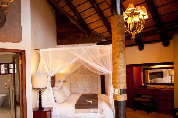 Amakhosi Safari Lodge