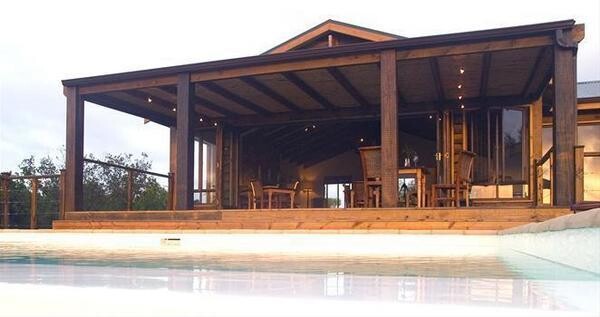 Elephant Hide Of Knysna Guest Lodge