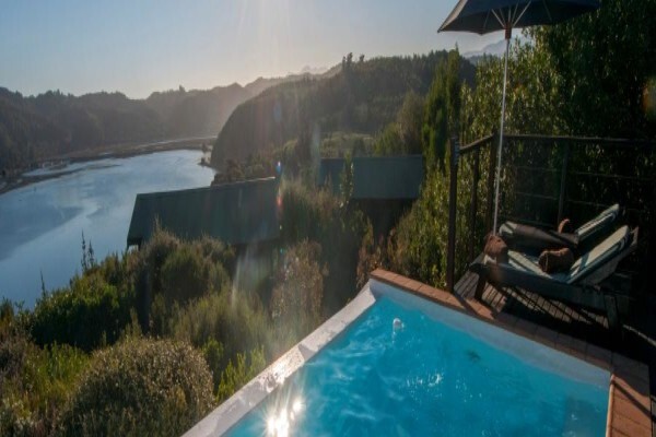 Elephant Hide Of Knysna Guest Lodge