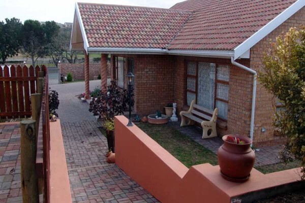 Travellers Lodge