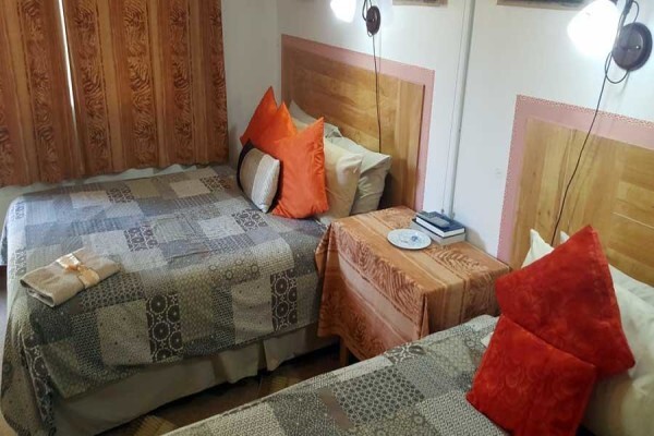 Travellers Lodge