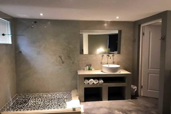A Stones Throw B&B