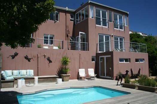 Bed & Breakfast Inn Between