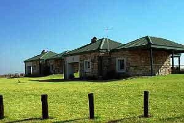 Rhino Lodge Game Farm
