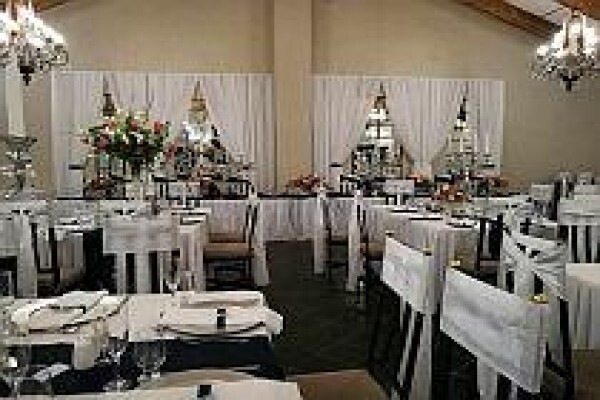 Rhino Lodge Game Farm