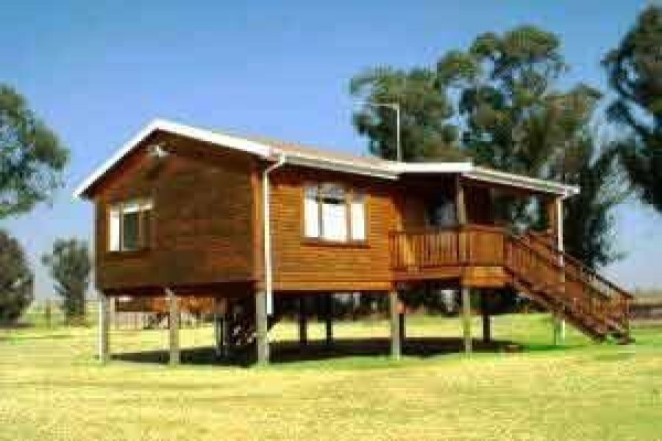 Rhino Lodge Game Farm