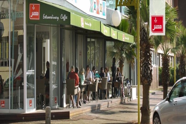 Bel - Aire Suites