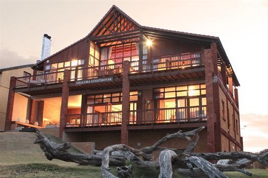 Shaloha Guesthouse On Supertubes
