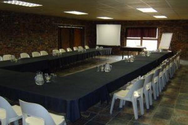 Bundu Game Lodge & Conference Centre