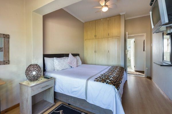 7 On Kloof Guesthouse