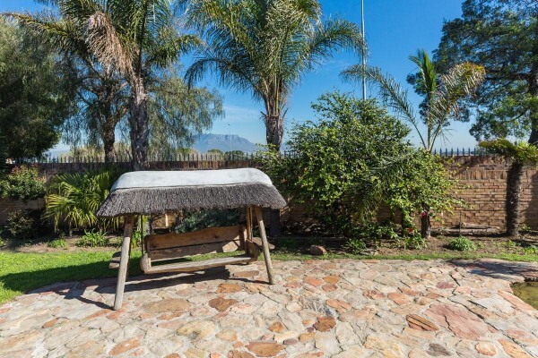 7 On Kloof Guesthouse