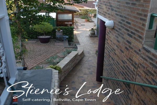 Stienie'S Lodge