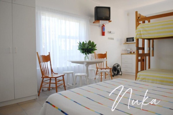 Stienie'S Lodge